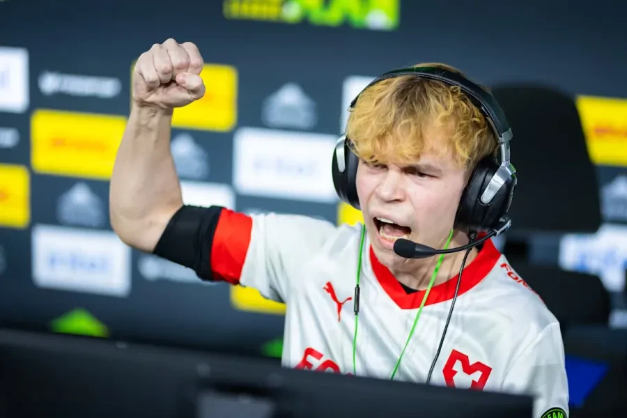 MOUZ обыграли NAVI и вышли в полуфинал ESL Pro League Season 22