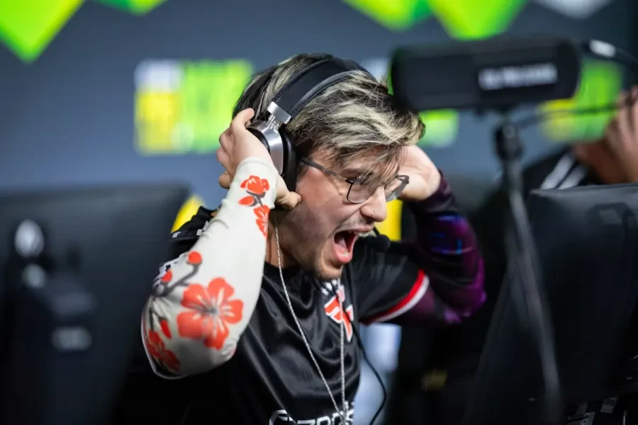 FaZe вышли в полуфинал ESL Pro League S22, разгромив Team Spirit