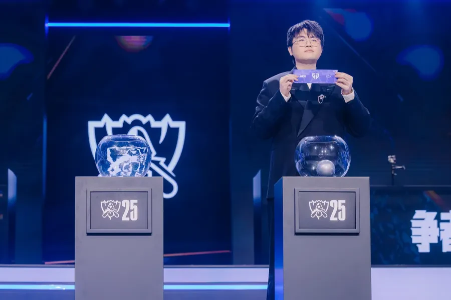 Определились участники плей-офф Worlds 2025 - T1, Top Esports и CFO прошли в следующую стадию