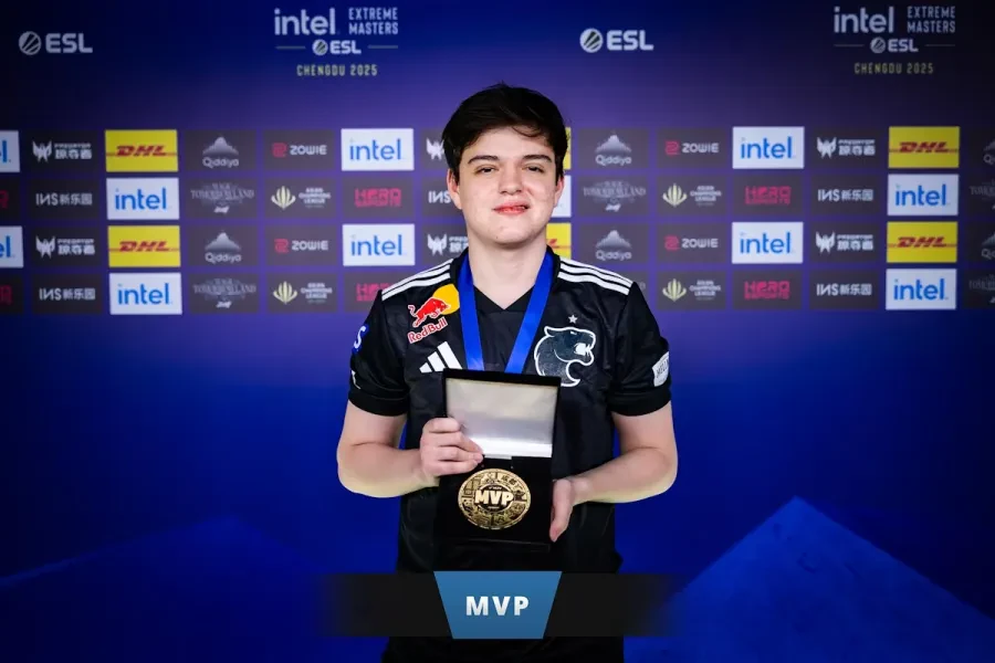 molodoy получил второй титул MVP в дебютном сезоне на IEM Chengdu 2025