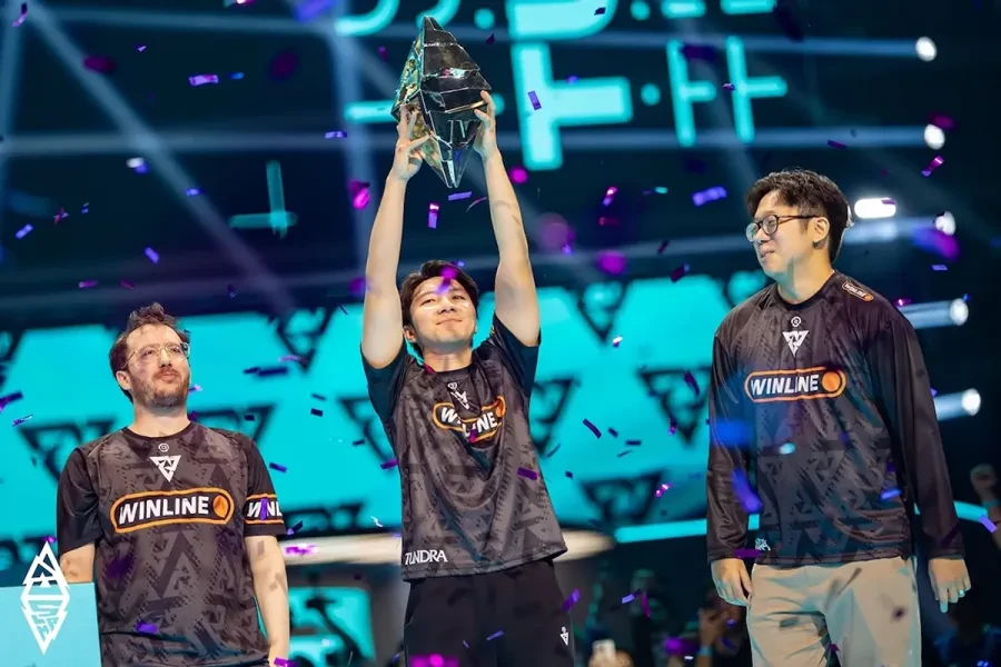 Tundra Esports стала чемпионом BLAST Slam IV, обыграв Team Falcons в финале