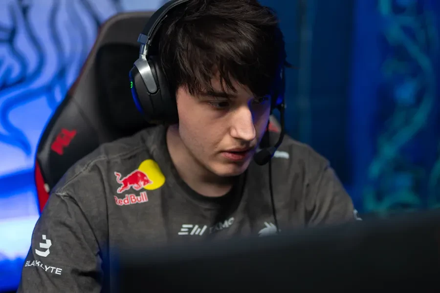 Collapse рассказал об изменениях в своей игре после решения Team Spirit