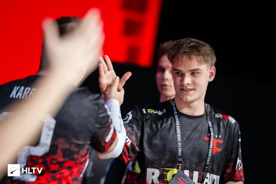 FaZe обыграли Vitality 13:7 в стартовом матче Budapest Major 2025