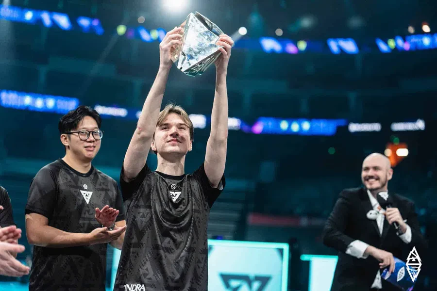 Tundra Esports и Team Falcons получили приглашения на BLAST Slam VI