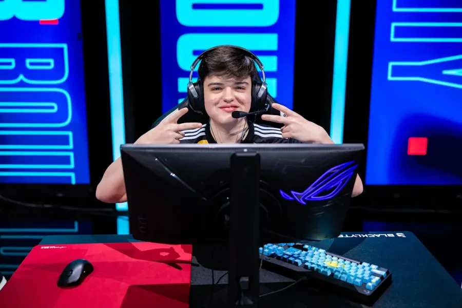 molodoy помог FURIA обыграть HEROIC и выйти в полуфинал BLAST Bounty Finals