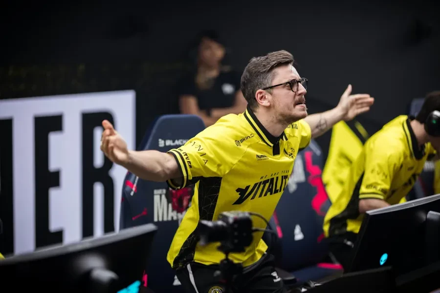 apEX и ropz стали самыми богатими игроками в истории CS2 по призовым