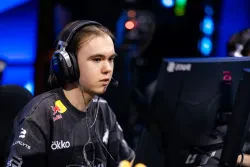 Team Spirit и MOUZ вышли в плей-офф ESL Pro League Season 23