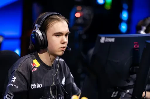 Team Spirit и MOUZ вышли в плей-офф ESL Pro League Season 23