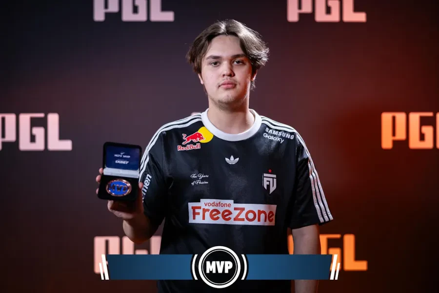Никита «cmtry» Самолотов стал MVP PGL Bucharest 2026