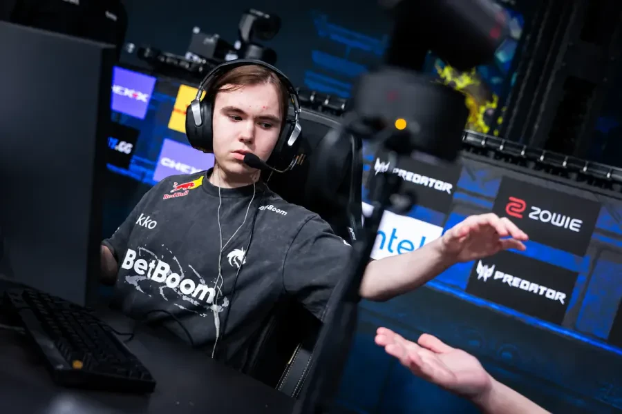 Team Spirit обыграла NAVI в стартовом матче третьей стадии IEM Cologne Major