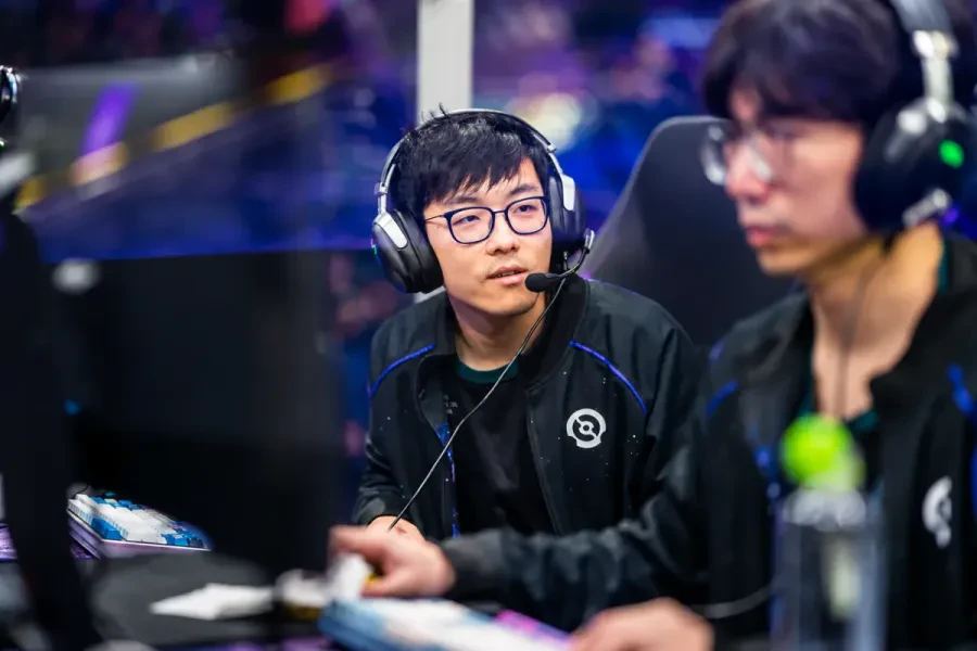 Vici Gaming и Team Resilience первыми прошли на TI15 через региональные отборочные