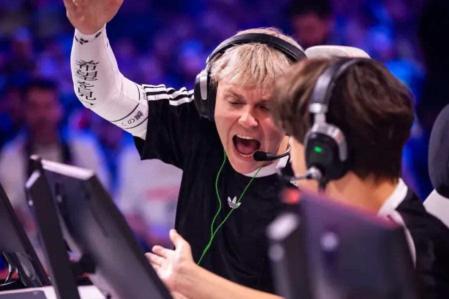FUT победила FURIA и первой вышла в финал Esports World Cup 2026 по CS2