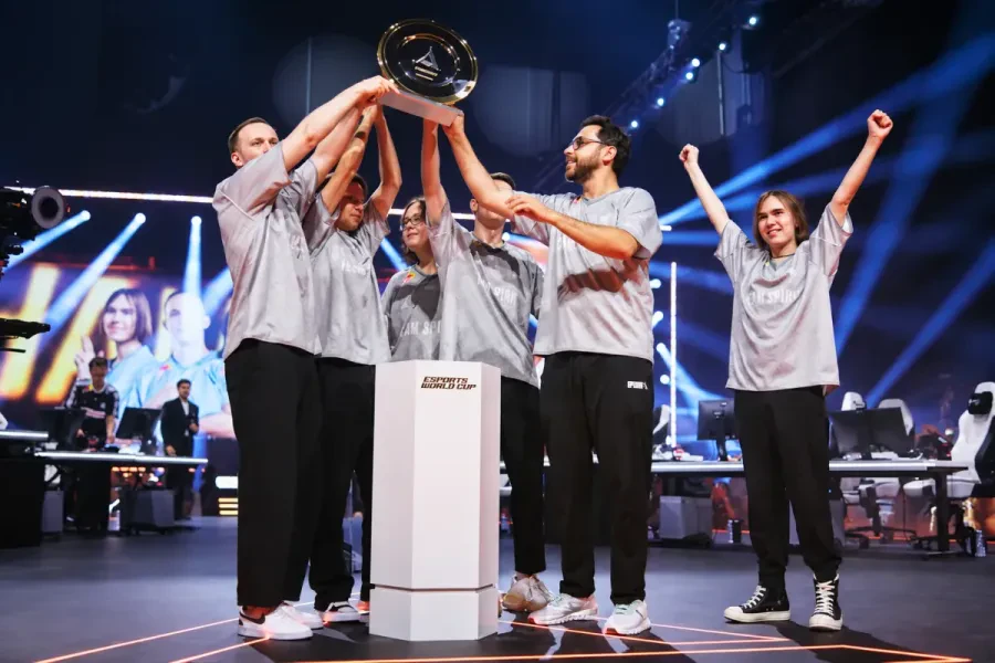 Team Spirit обыграла FUT со счётом 3:1 и выиграла Esports World Cup 2026