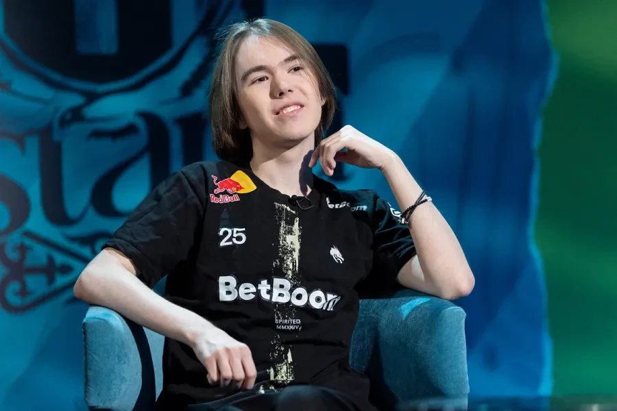 Donk: «ZywOo можно назвать идеальным игроком, но GOAT для меня всегда s1mple»