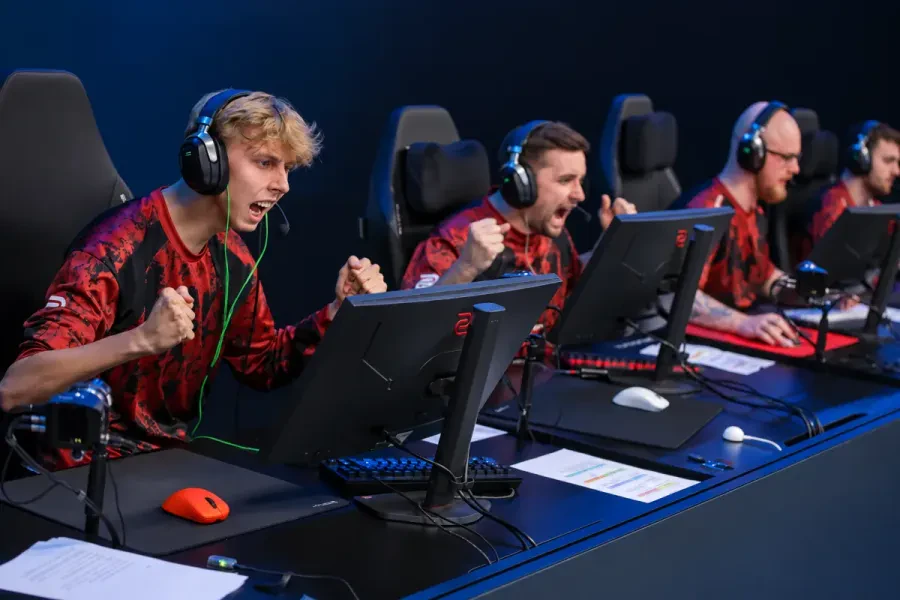 Astralis победила Nemiga и выиграла Stake Ranked Episode 4