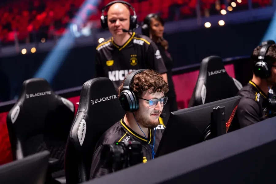 Team Vitality вернулась на первое место рейтинга Valve после ESL Pro League Season 24
