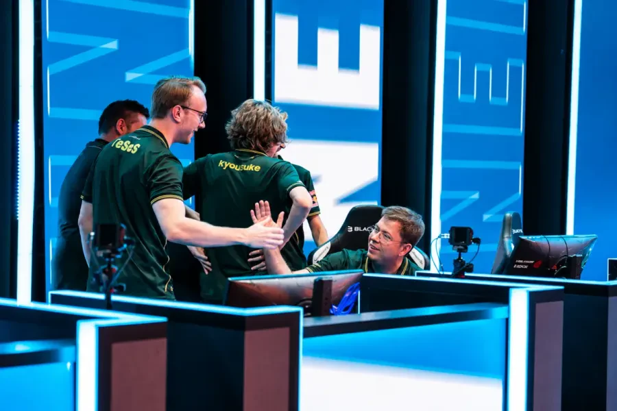 Falcons обыграли 9z и вышли в плей-офф Thunderpick World Championship 2026