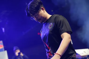 Фото HotDog29 - Вэнь Хао