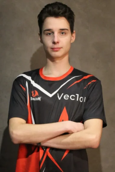 Фото Vec1or - Максим Шуликов