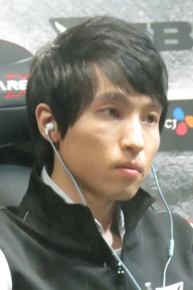 Фото IcaruS - Сунг Пак