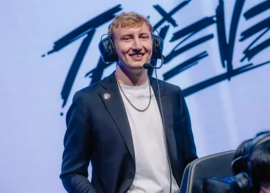 Фото Goldenglue - Грейсон Гилмер