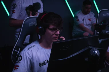 Фото Astro - Леонардо Буззакера