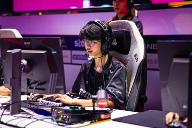 Фото Pathompong - Патхомпонг Сритикам