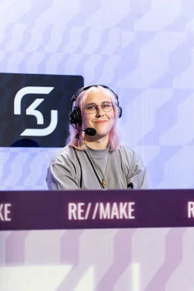 Фото LittleBigSpy - Julia Himpe