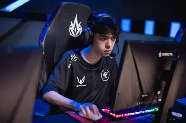 Фото Fuuu - Габриэль Фурути