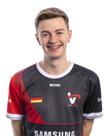 Фото Moyen - Ян Мой