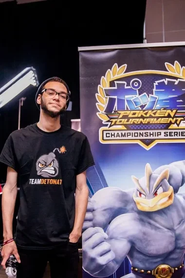 Фото Cat Fight - Уэсли Гарланд