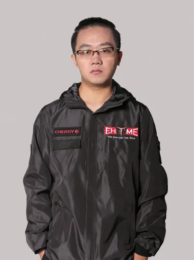 Фото old chicken - Уан Чжиюн