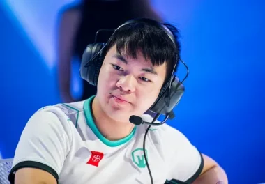 Фото Charm - Этан Лин