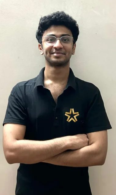 Фото Kat Bot - Акшай Шеной