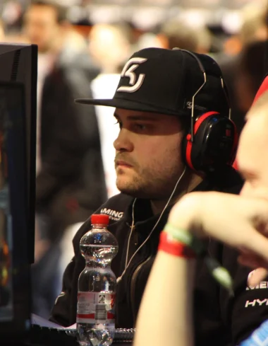 Фото AKAWonder - Эстебан Серрано