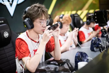 Фото Island - Мо Янь