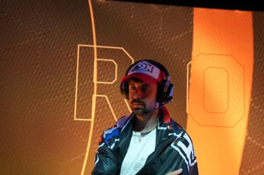 Фото Mjeyzo - Маттиас Еро