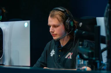 Фото DONGERLORD - 