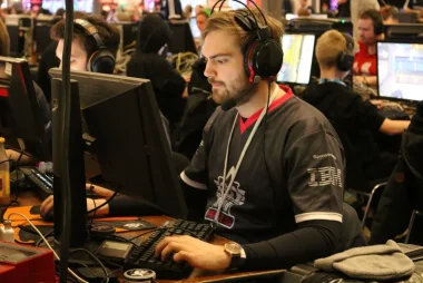 Фото Schuster - Давид Шустер