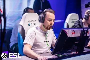 Фото MINISE - Яцек Езняк