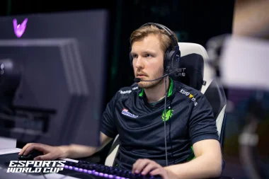 Фото Cr1t- - Андреас Франк Нильсен