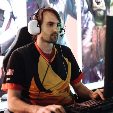 Фото Arthelon - Тейлор Эдер