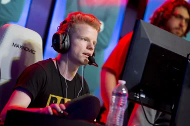 Фото Glaurung - Майк Фиск