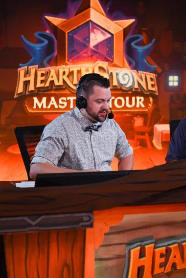 Фото Azumo - Ти Джей Сандерс