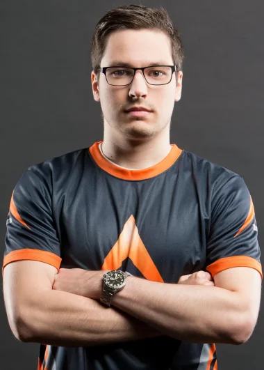 Фото Comps - Бен Монжон