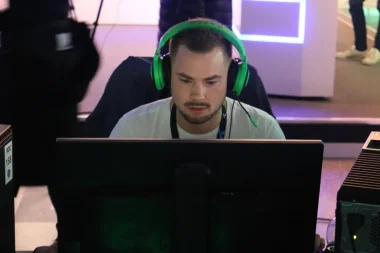 Фото elemeNt - Ола Моум