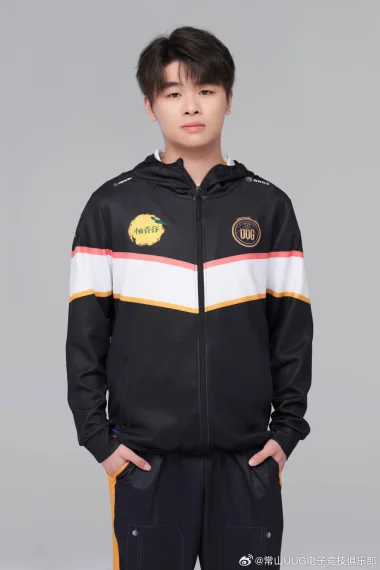 Фото YunLi - Чжоу Чжэнь