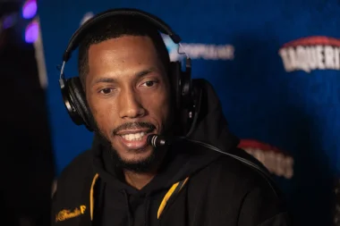 Фото DjOn6 - Ньютон Перес