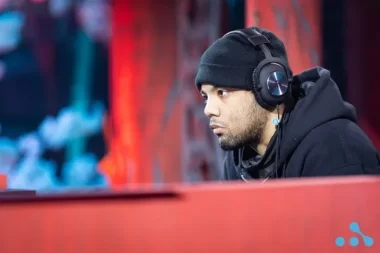 Фото A F0xy Grampa - Деном Джонс