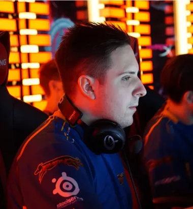 Фото t3h f4rm3r - Даниил Бёржёни